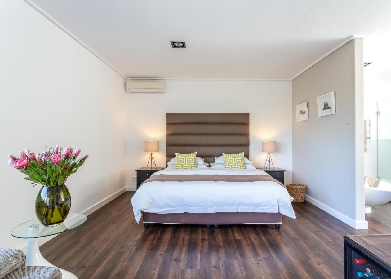 Cube Guest House Хаут-Бей Экстерьер фото